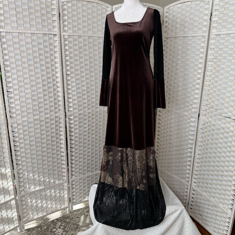 ! Gypsy Circus women’s dress
